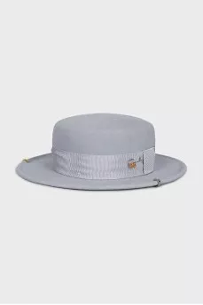 Felt hat with chain