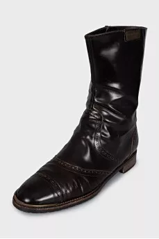 Brown boots with perforated leather