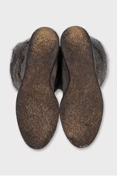 Gray fur and suede boots