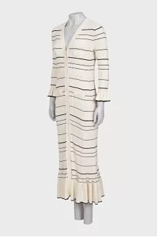 Bodycon dress with buttons and tag