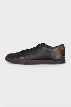 Men's leather sneakers with a printed heel