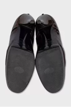 Patent leather lace-up ankle boots