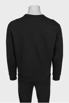 Men's sweatshirt with a branded patch