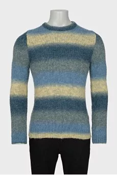 Men's sweater with tag