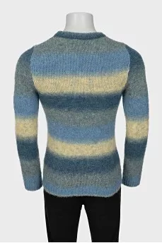 Men's sweater with tag