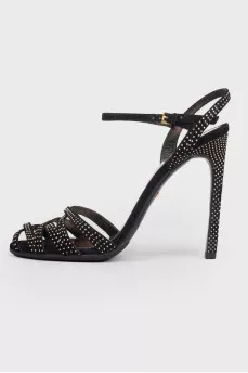 Sucking sandals with metal sequins