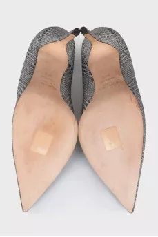 Love pumps