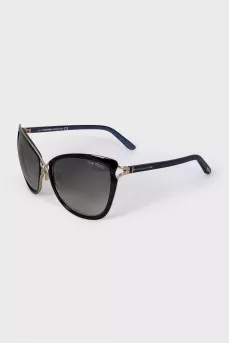 Sunglasses with gold elements