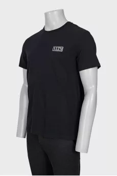 Men's black T-shirt with logo