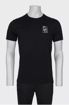 Men's straight T-shirt with patch