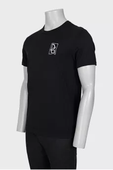 Men's straight T-shirt with patch