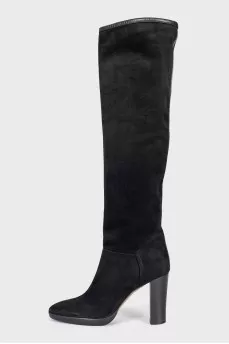 Suede boots with a stacked heel