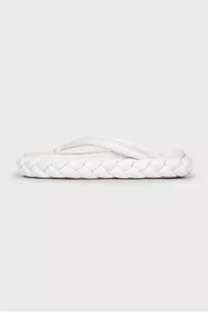 Leather flip-flops with a shaped sole