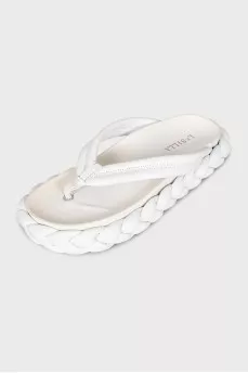 Leather flip-flops with a shaped sole