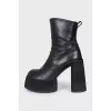 Ankle boots with a chunky sole and heel