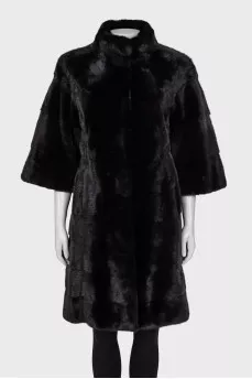 Mink coat with short sleeves