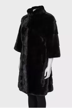 Mink coat with short sleeves
