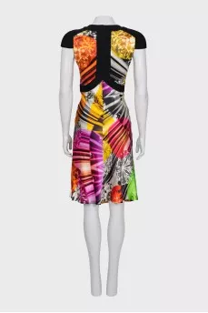 Silk dress with a printed V-neck