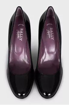 Black patent leather shoes