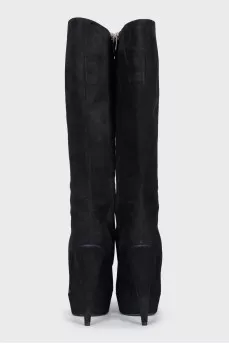 Black suede boots
