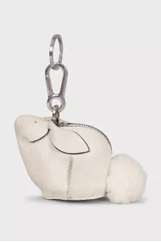 Leather keychain in the shape of a hare
