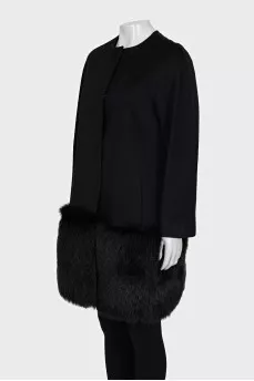 Wool coat decorated with fur