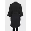 Coat with zipped pockets