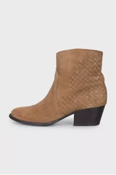 Suede Cossack boots with braiding