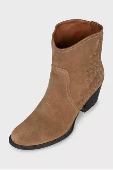 Suede Cossack boots with braiding