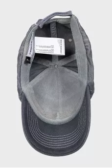 Gray cap with tag