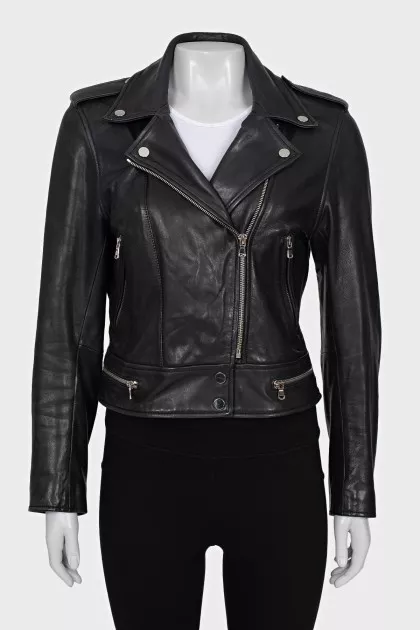 Leather jacket with zipped pockets