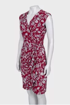 Fitted dress with printed draping