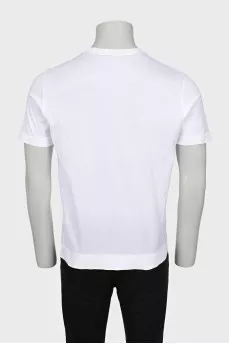 Men's white loose-fitting t-shirt