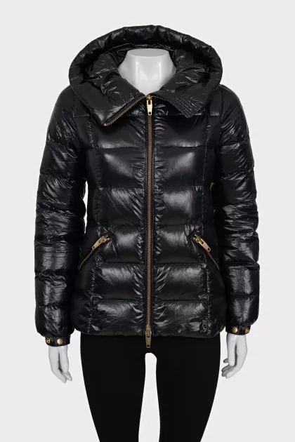 Fitted down jacket with gold-tone hardware