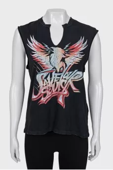 T-shirt with a ripped print