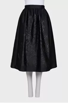 Black skirt with a relief pattern