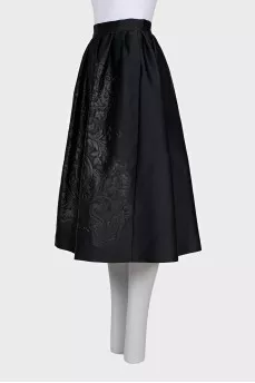 Black skirt with a relief pattern