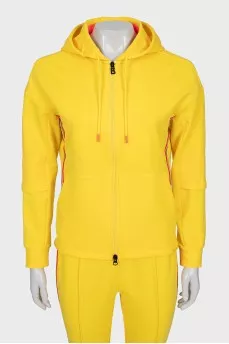 Tracksuit with bright inserts
