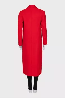 Straight coat with button closure