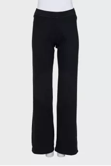 Black sweatpants with elastic waistband