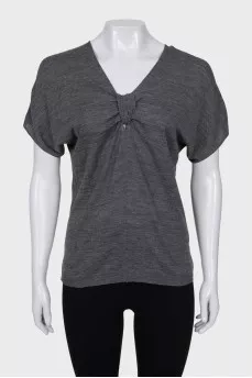 Gray T-shirt with neckline decoration