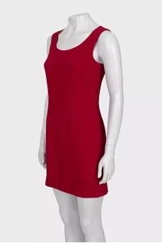 Red fitted sleeveless dress