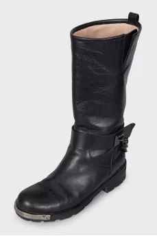 Black leather boots with chains