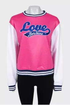 Sweatshirt decorated with sequin embroidery
