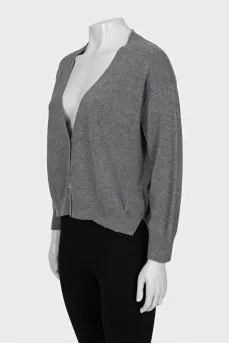 Cropped gray cardigan with buttons
