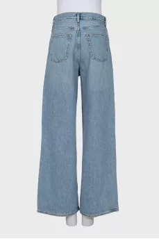 High-waisted wide-leg blue jeans