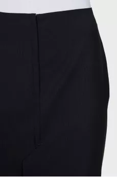 Wool skirt with raw edges