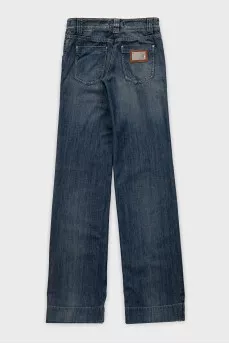 Low-rise blue jeans
