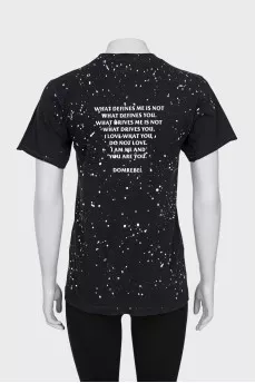 Straight-cut T-shirt with a print on the front