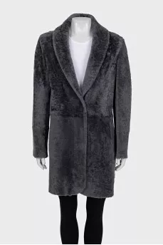 Straight-cut leather coat with buttons